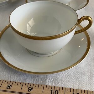 5 Bavaria The Baronial Set of 5 Tea Cups and Saucers